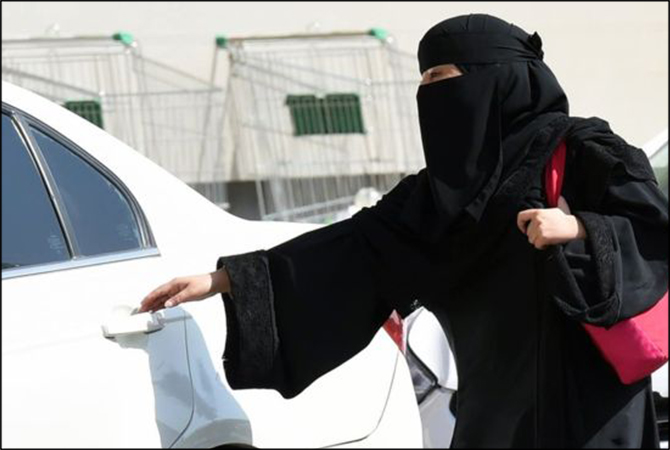 Saudi women travel