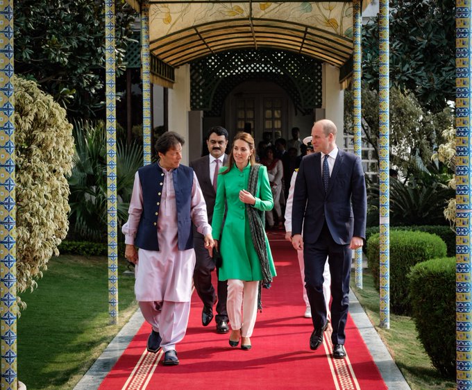 royal couple visit PM Imran Khan