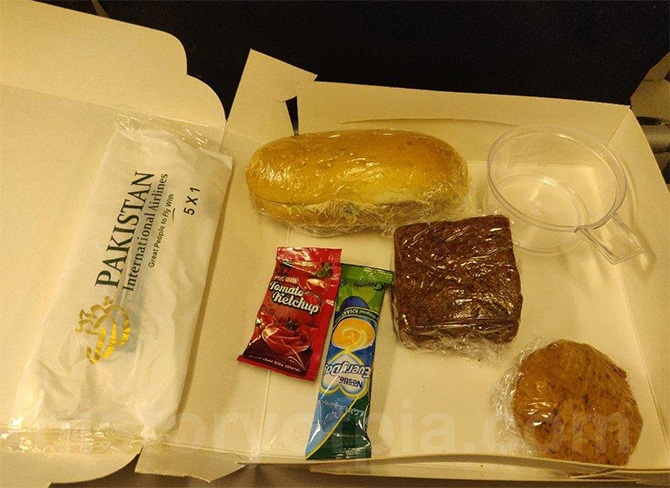 pia flights meal service passengers