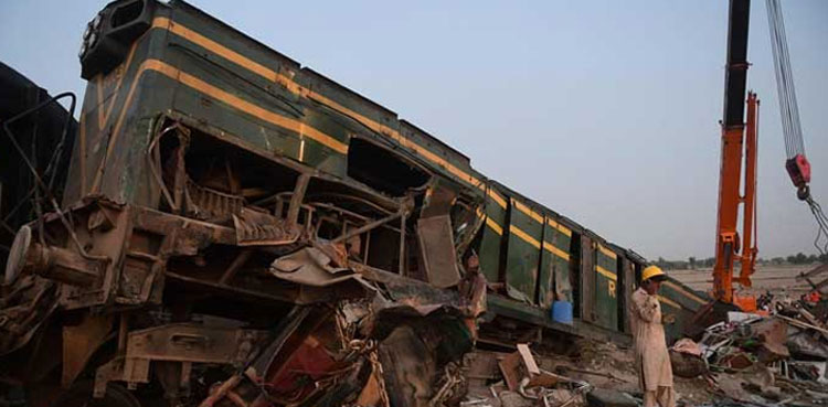 azam swati independent probe ghotki train accident