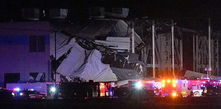 amazon warehouse roof collapse tornado