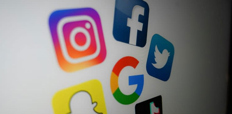 US top health official sounds alarm on child social media use